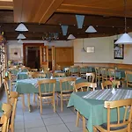 Zahler Hotel 3*