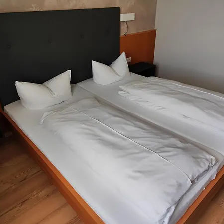 Zahler Hotel