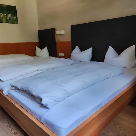 Zahler 3* Rofingen